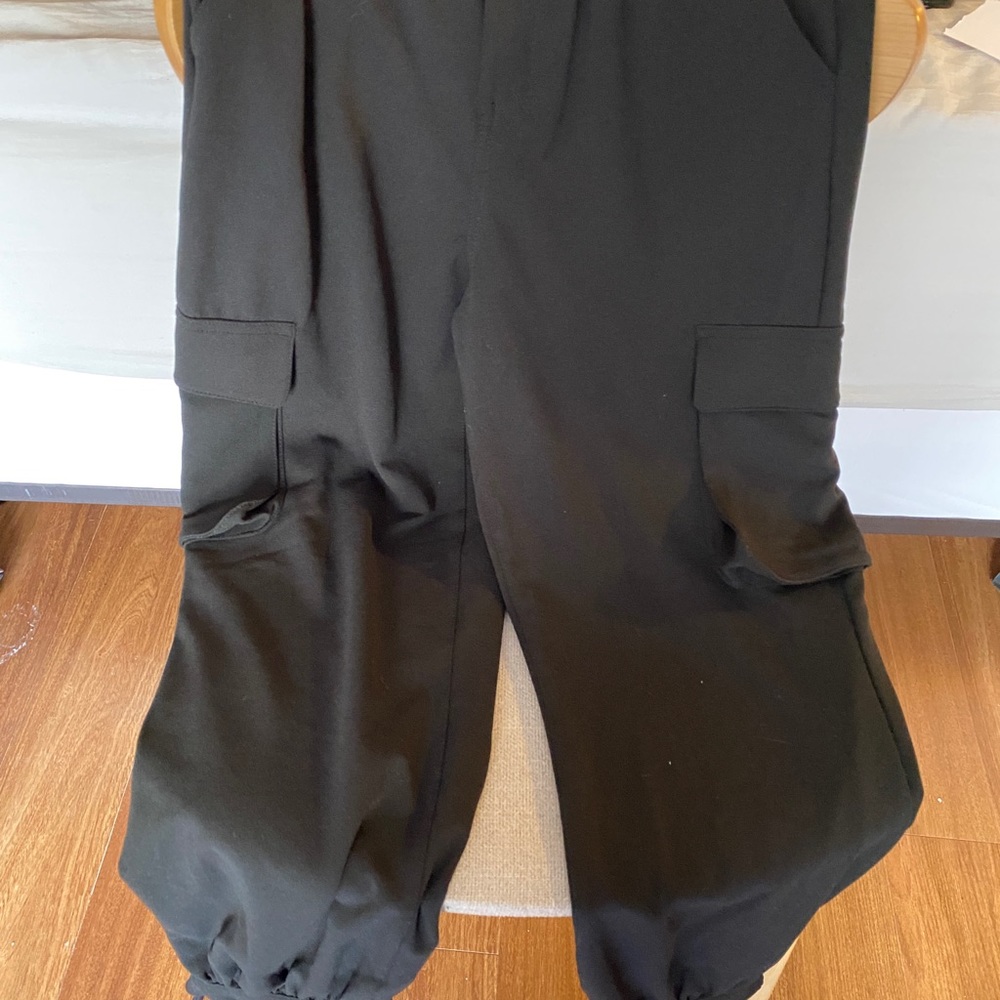Francesca’s Black Cargo Pants